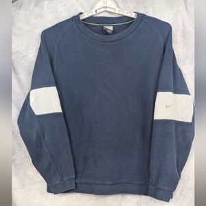 Nike Men's Navy Blue Crewneck Sweatshirt with White Sleeve Panels